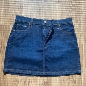 GAP - Dark Blue Denim Mini Skirt - Size 30